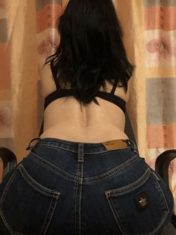 Кайли Сочная Блондинка